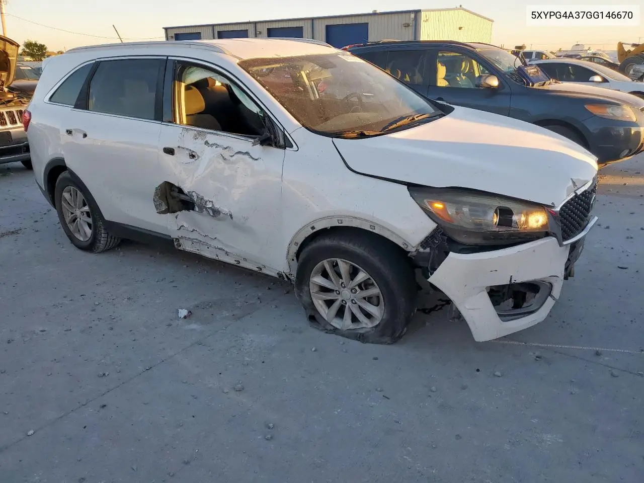 5XYPG4A37GG146670 2016 Kia Sorento Lx