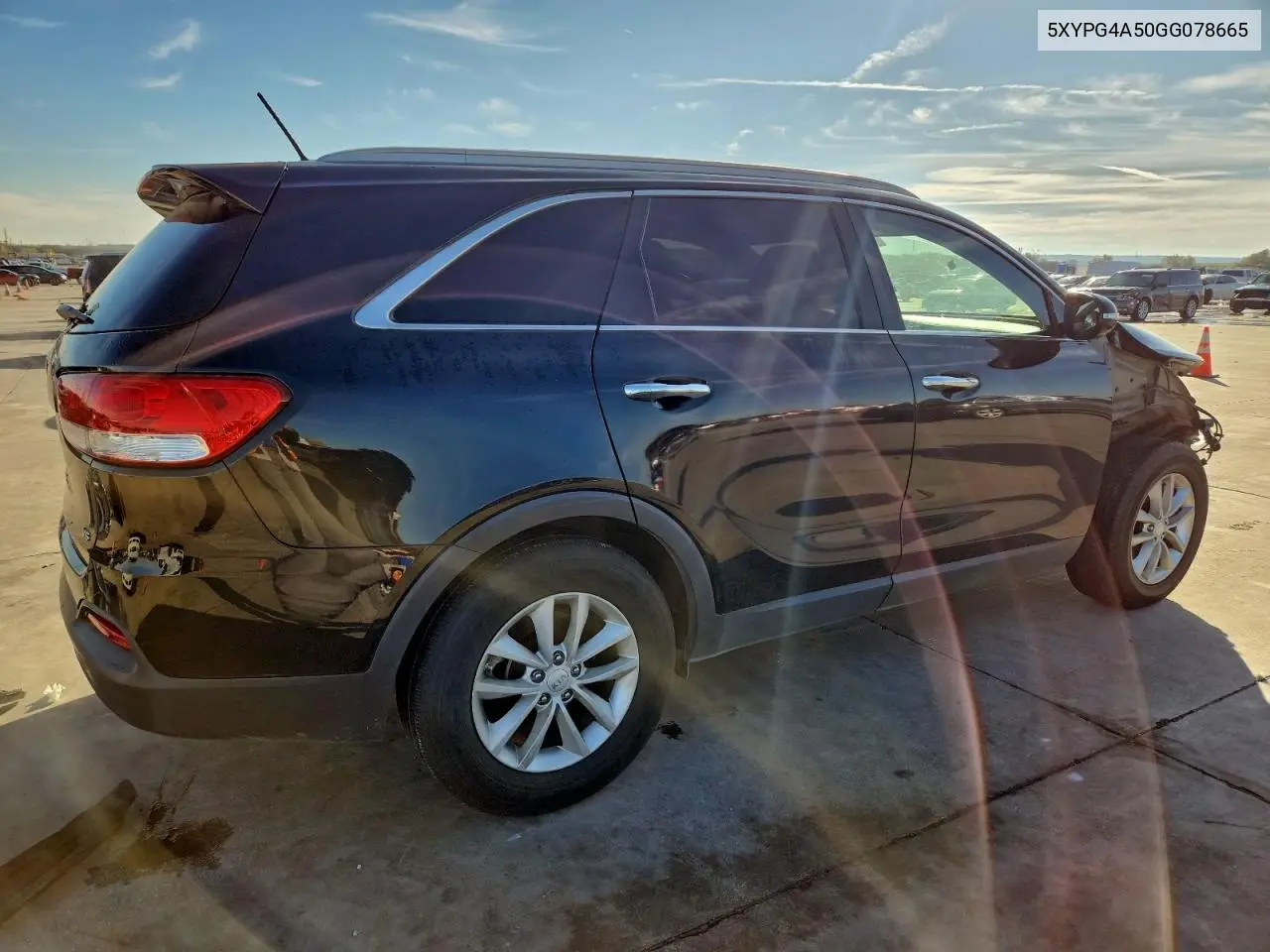 5XYPG4A50GG078665 2016 Kia Sorento Lx
