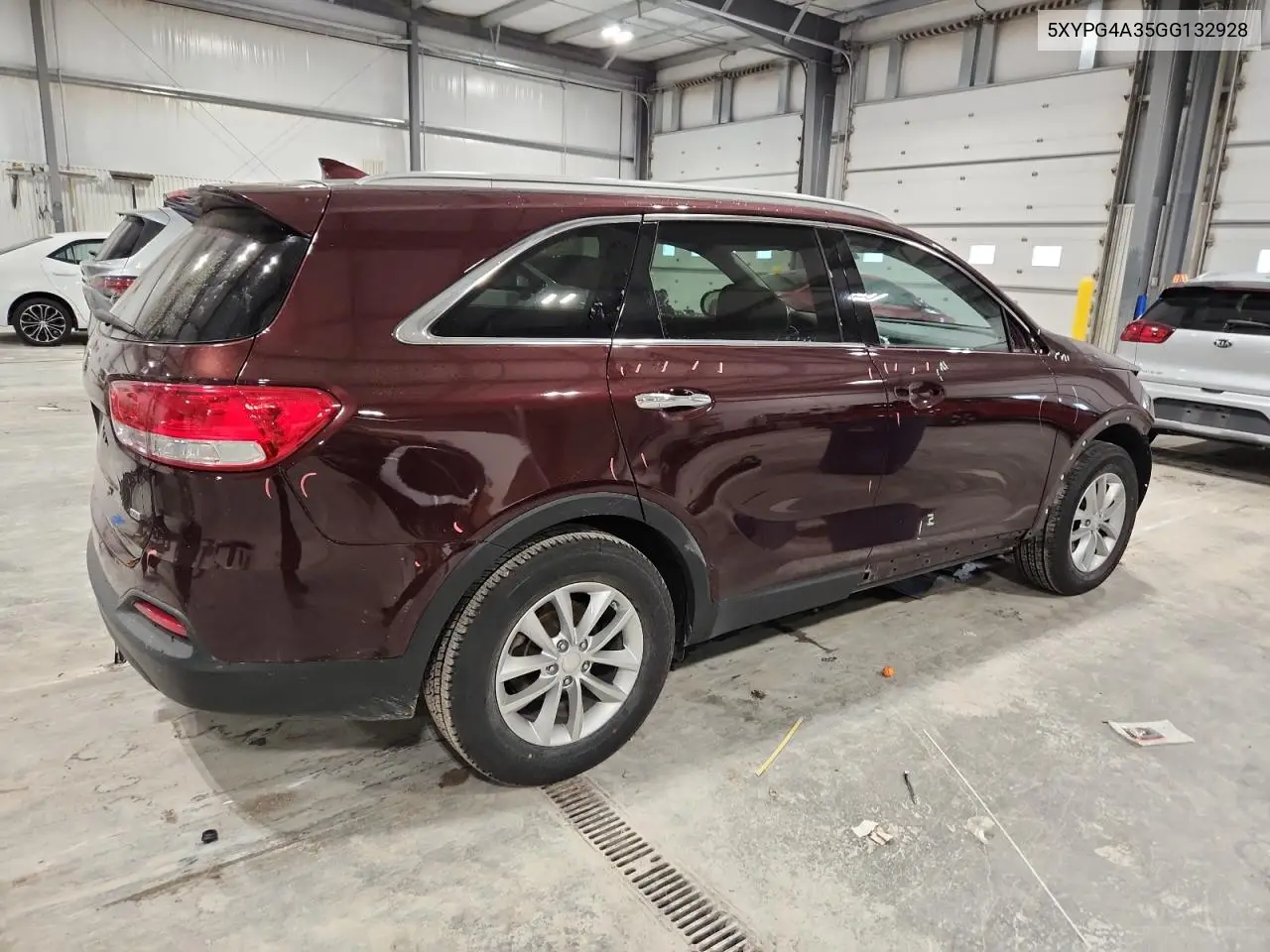 5XYPG4A35GG132928 2016 Kia Sorento Lx