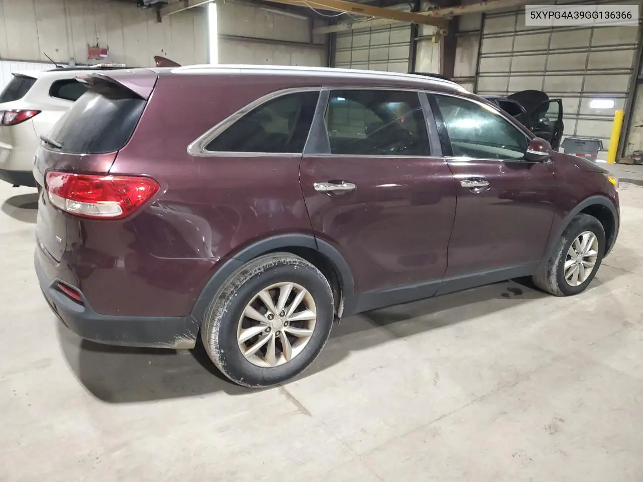 5XYPG4A39GG136366 2016 Kia Sorento Lx