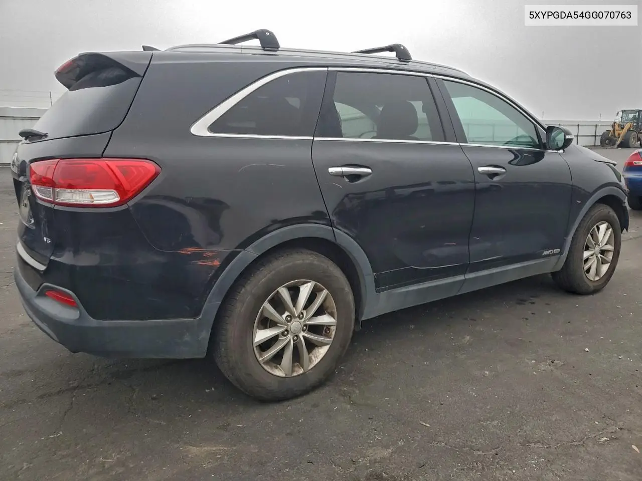 5XYPGDA54GG070763 2016 Kia Sorento Lx