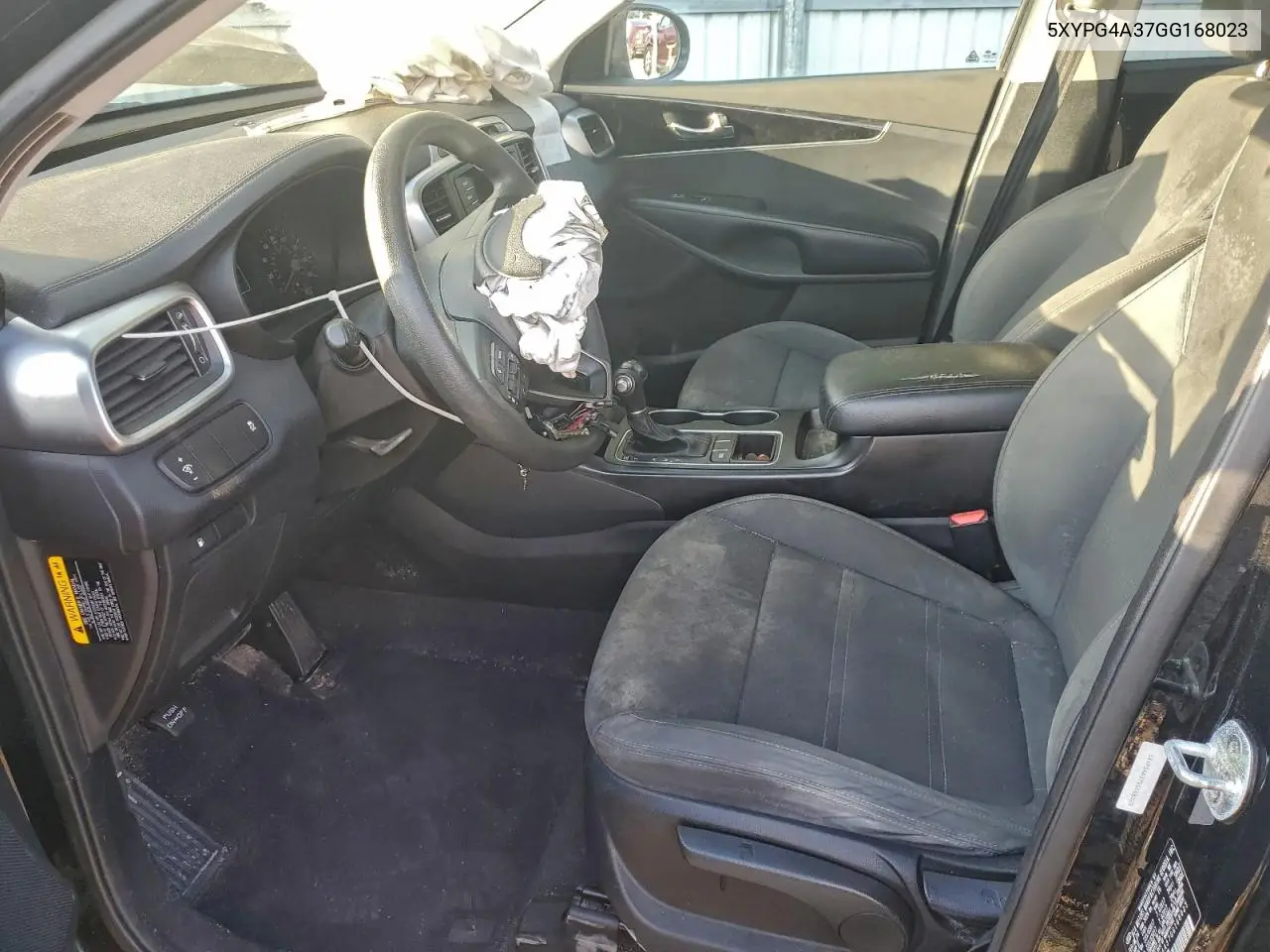5XYPG4A37GG168023 2016 Kia Sorento Lx