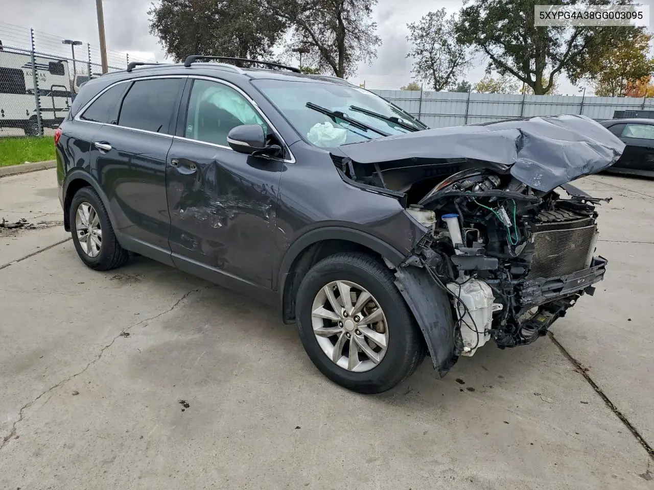 5XYPG4A38GG003095 2016 Kia Sorento Lx