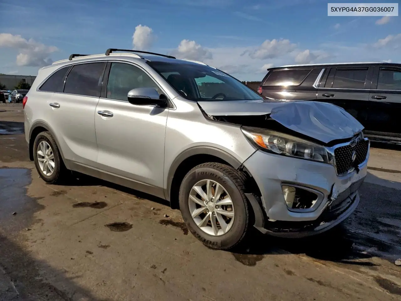 5XYPG4A37GG036007 2016 Kia Sorento Lx