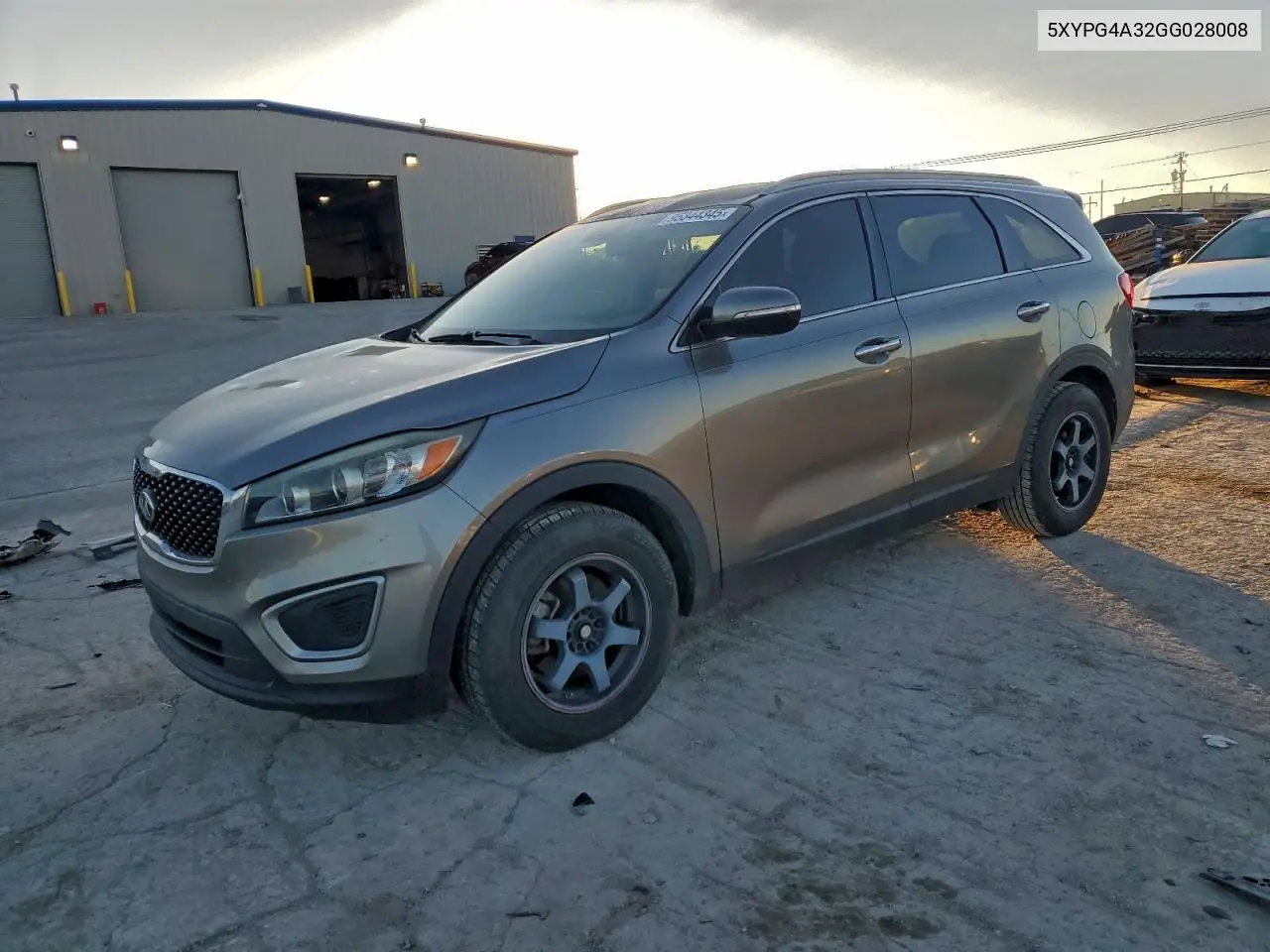 5XYPG4A32GG028008 2016 Kia Sorento Lx