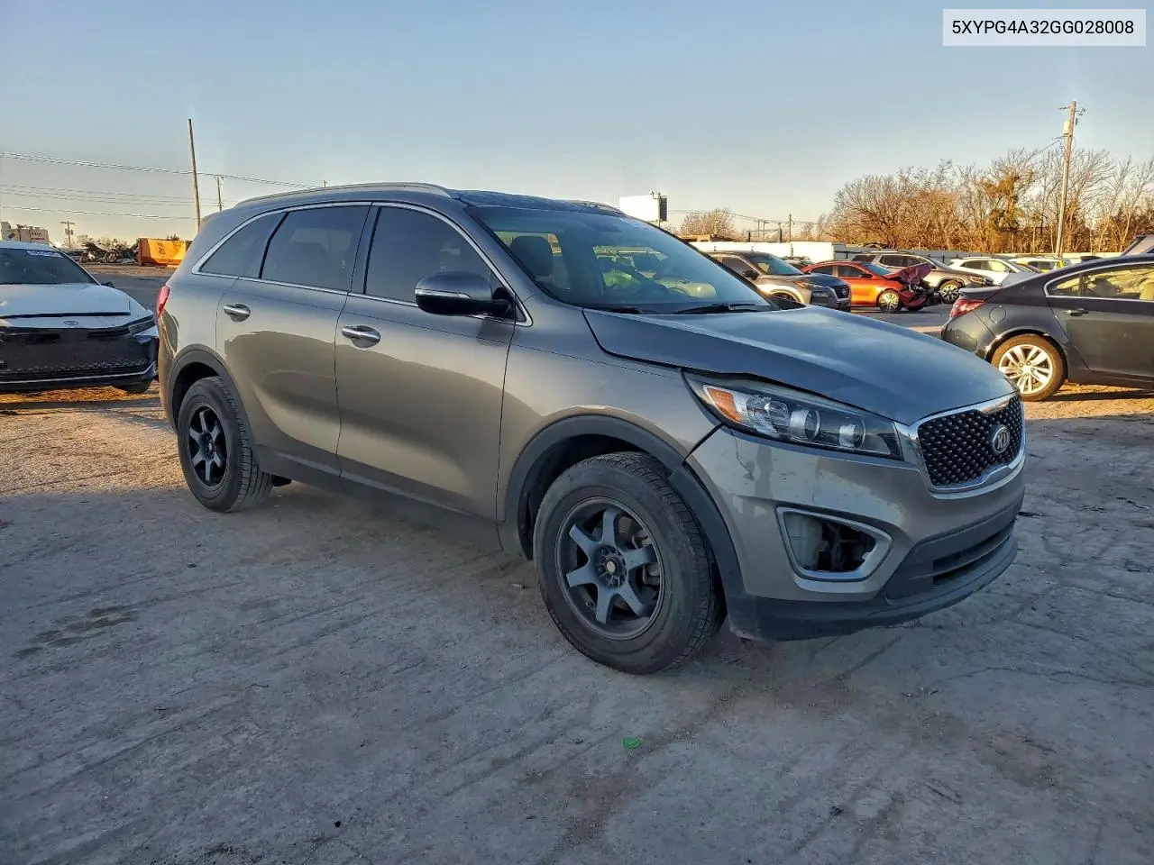 5XYPG4A32GG028008 2016 Kia Sorento Lx