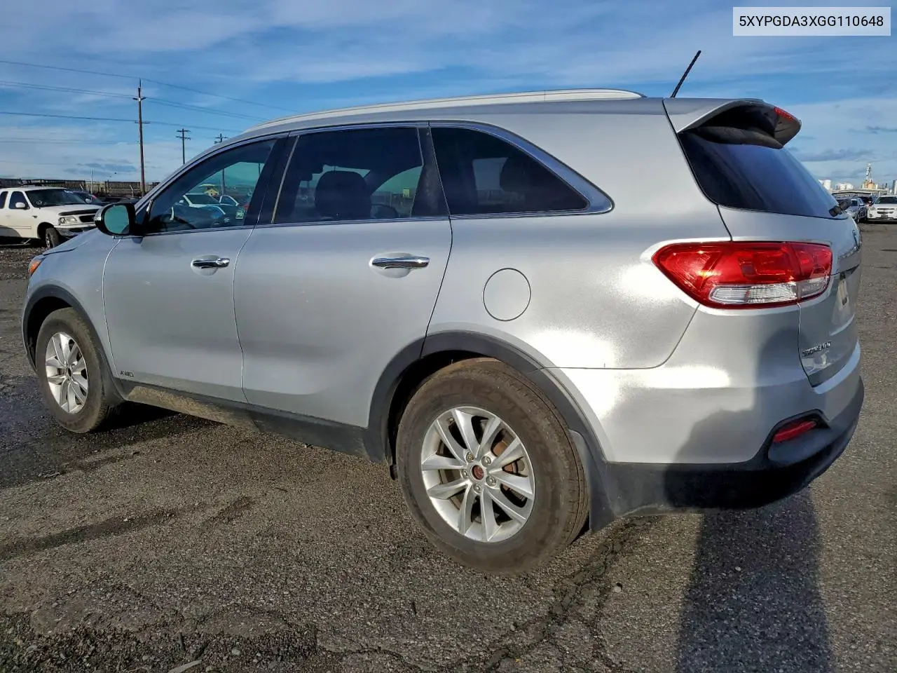 5XYPGDA3XGG110648 2016 Kia Sorento Lx
