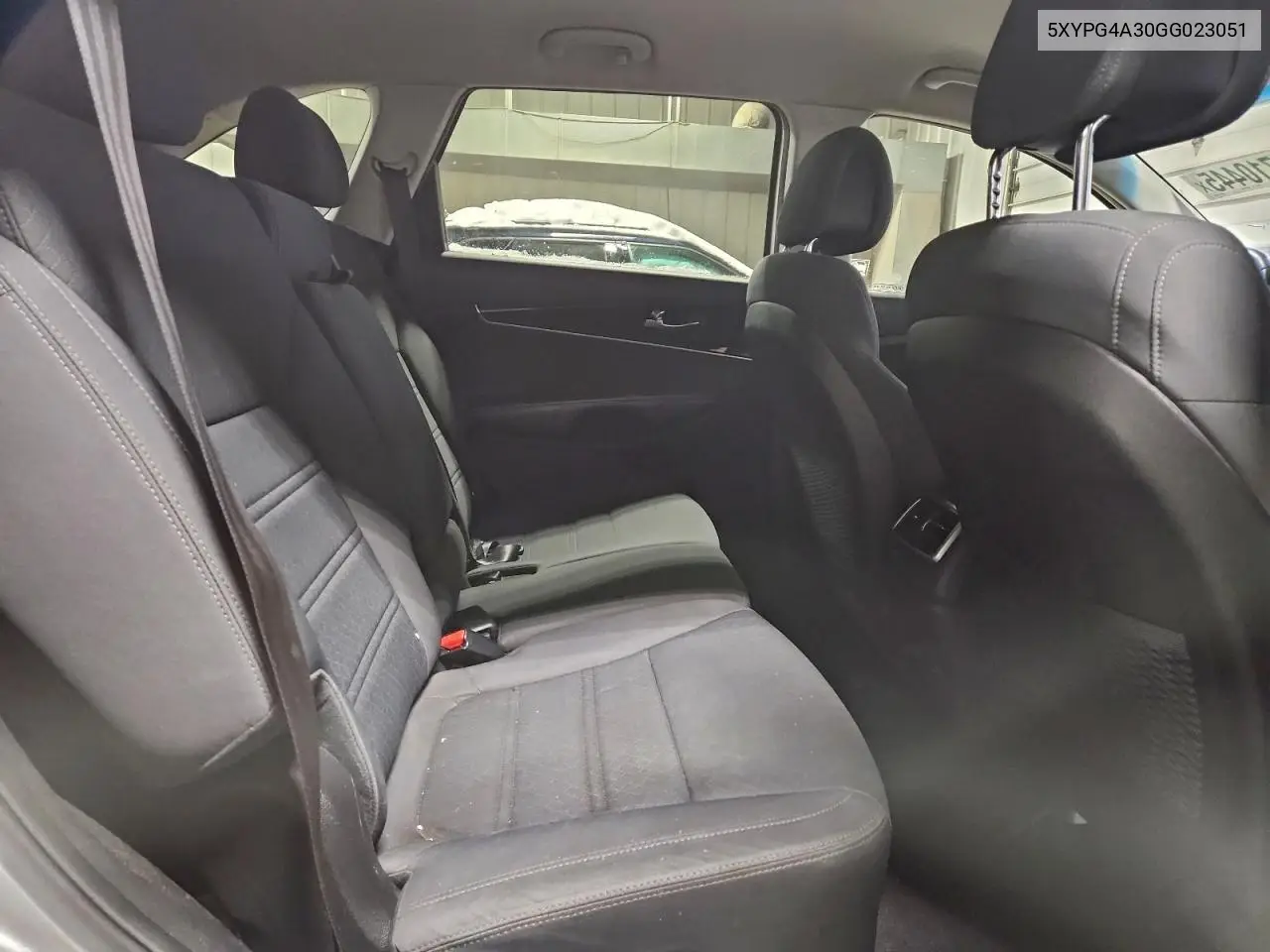 5XYPG4A30GG023051 2016 Kia Sorento Lx