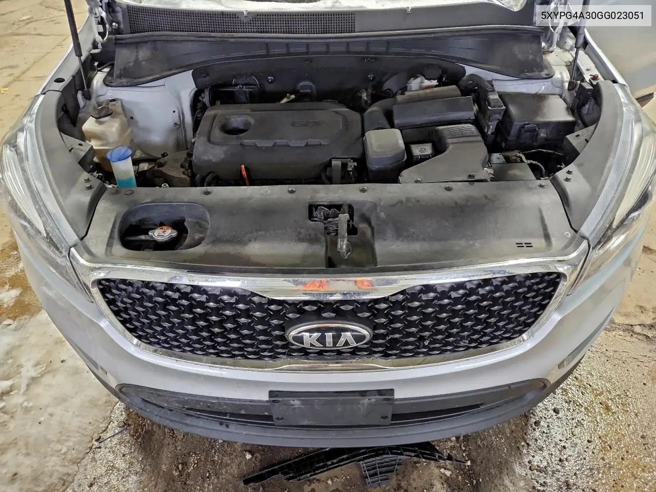 5XYPG4A30GG023051 2016 Kia Sorento Lx