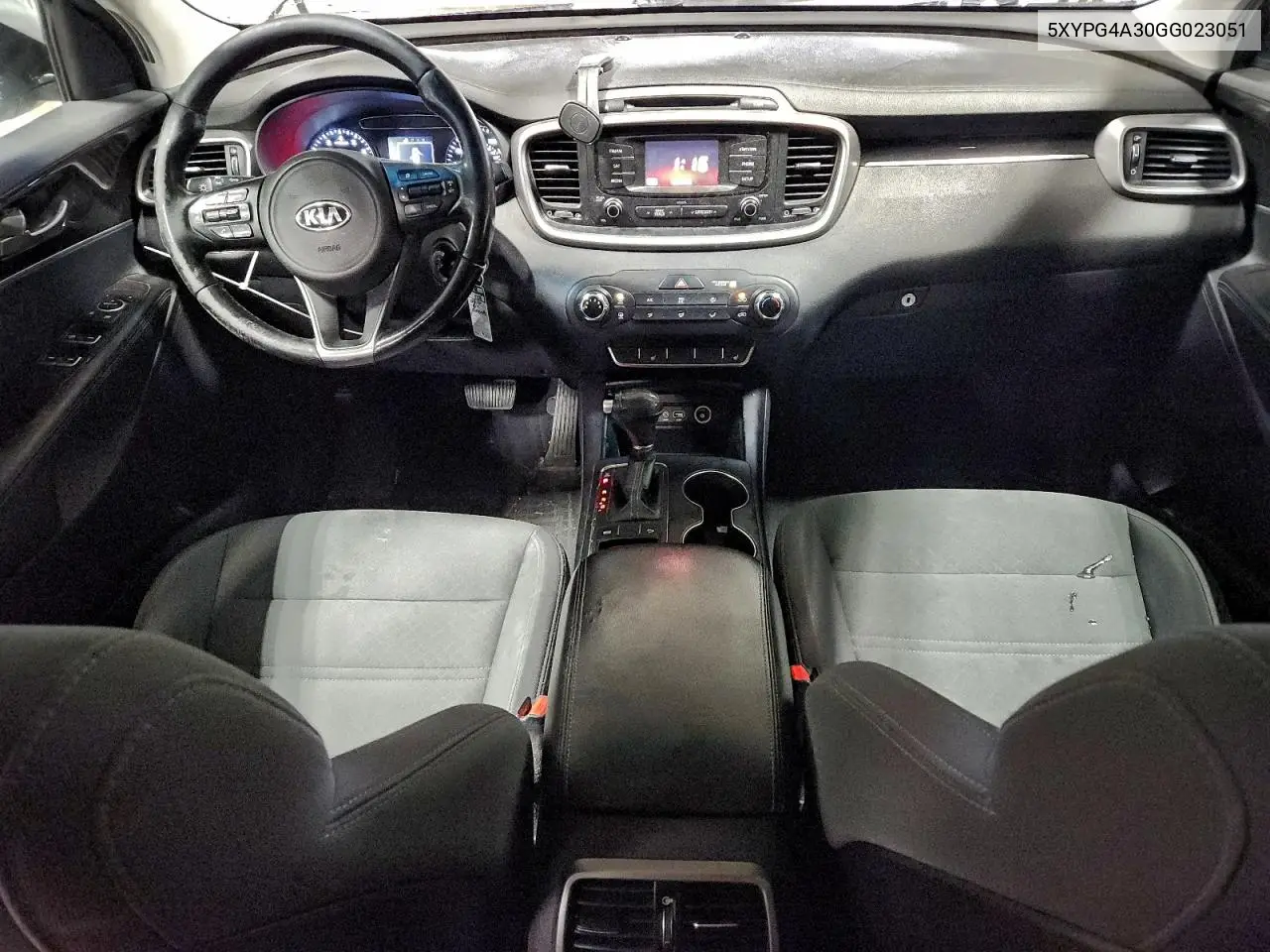 5XYPG4A30GG023051 2016 Kia Sorento Lx