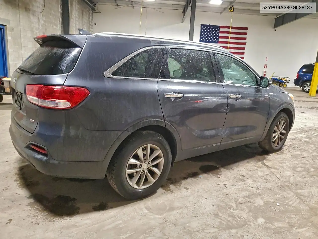 5XYPG4A38GG038137 2016 Kia Sorento Lx