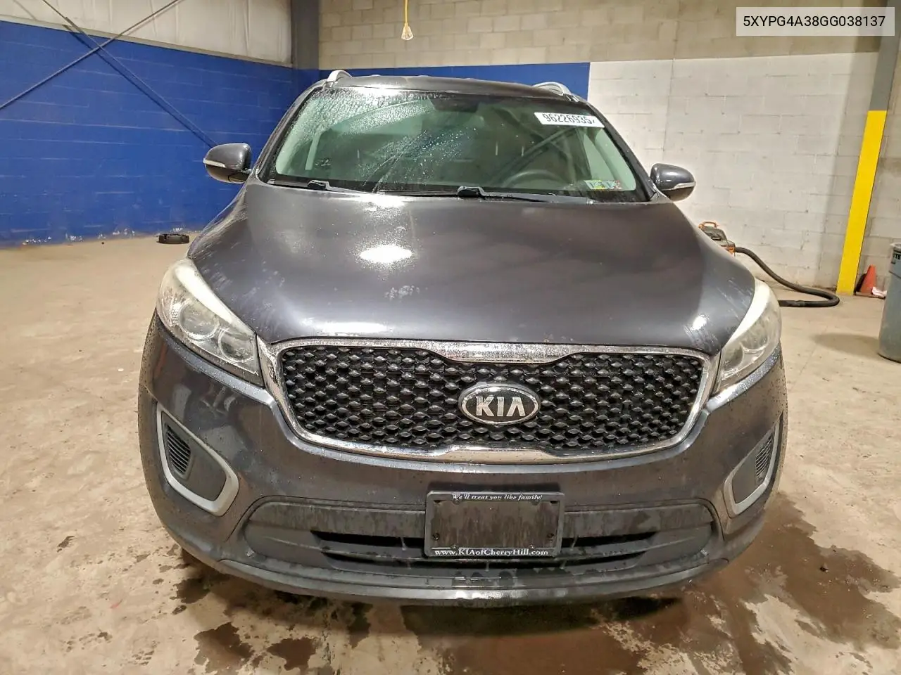 5XYPG4A38GG038137 2016 Kia Sorento Lx