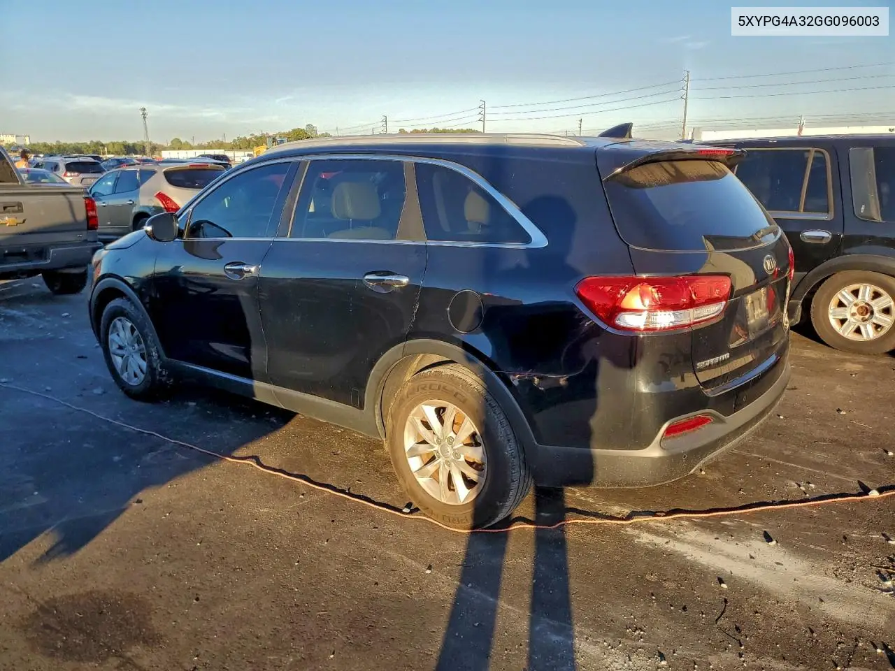 5XYPG4A32GG096003 2016 Kia Sorento Lx
