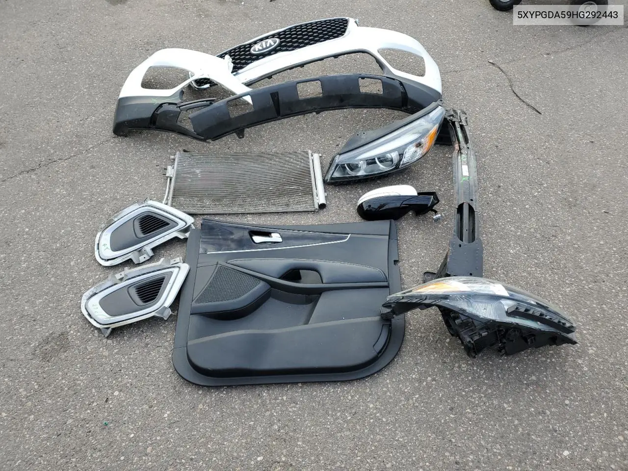 5XYPGDA59HG292443 2017 Kia Sorento Lx
