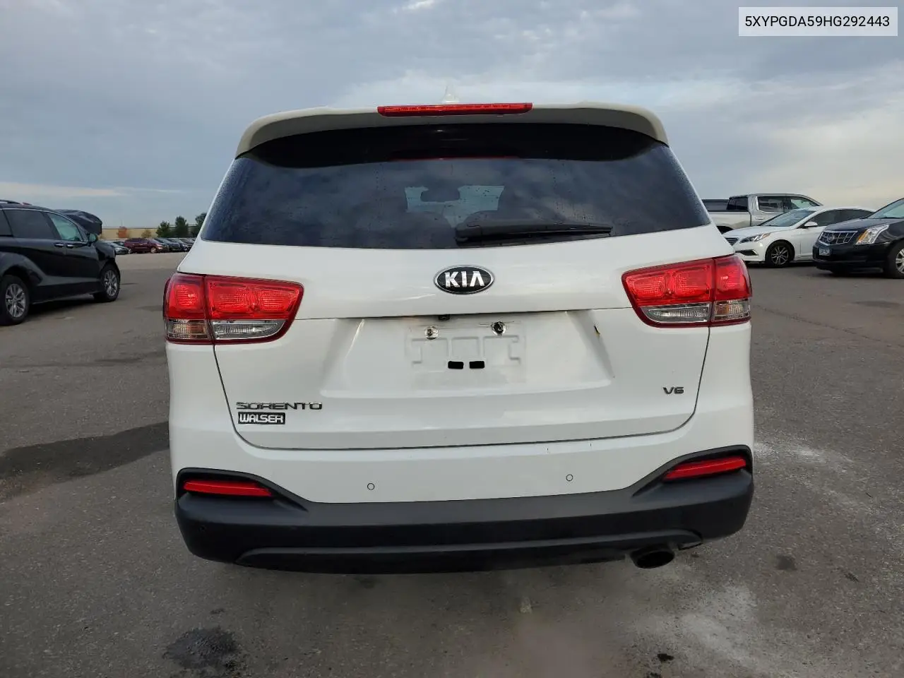 5XYPGDA59HG292443 2017 Kia Sorento Lx
