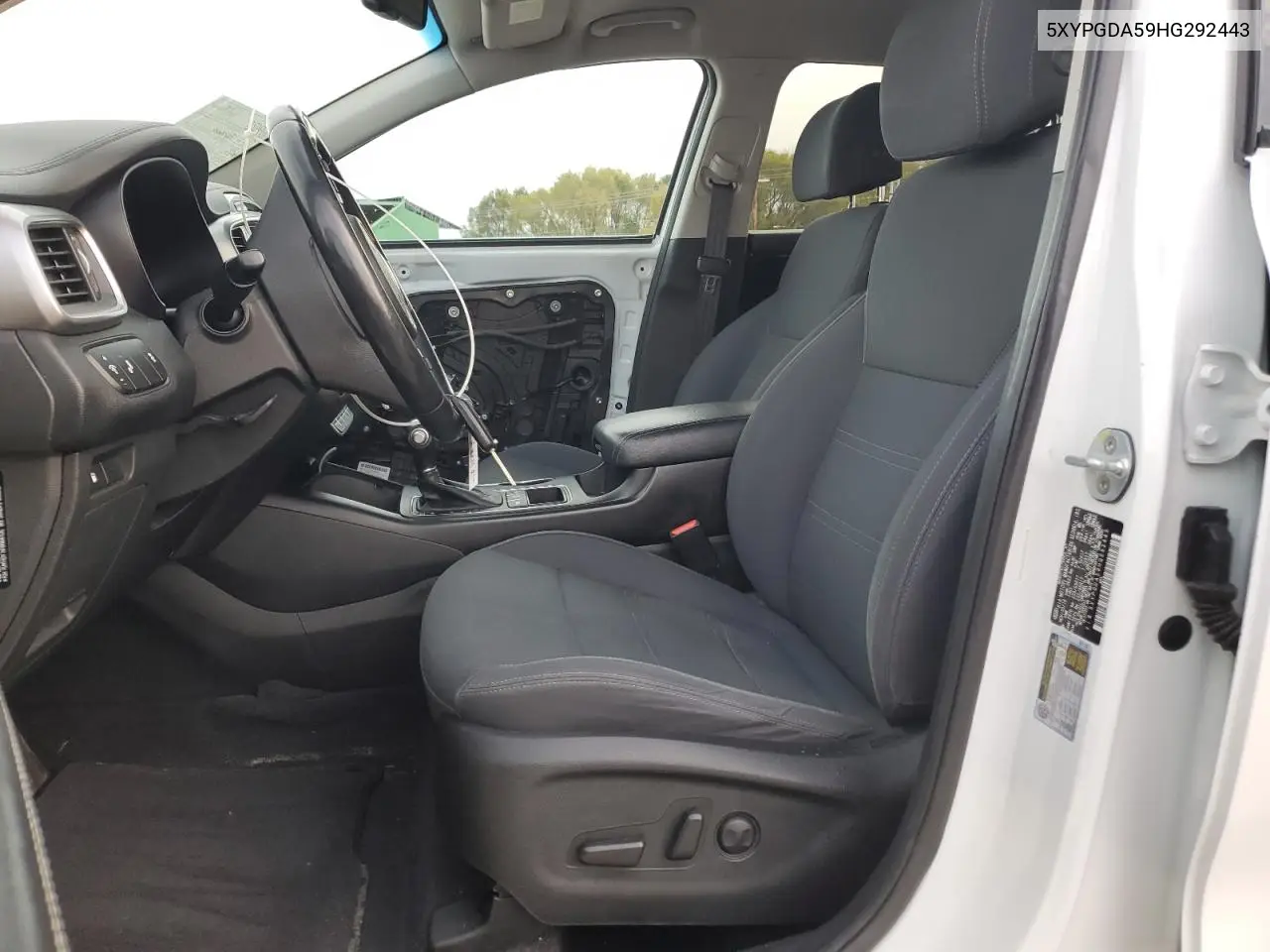 5XYPGDA59HG292443 2017 Kia Sorento Lx