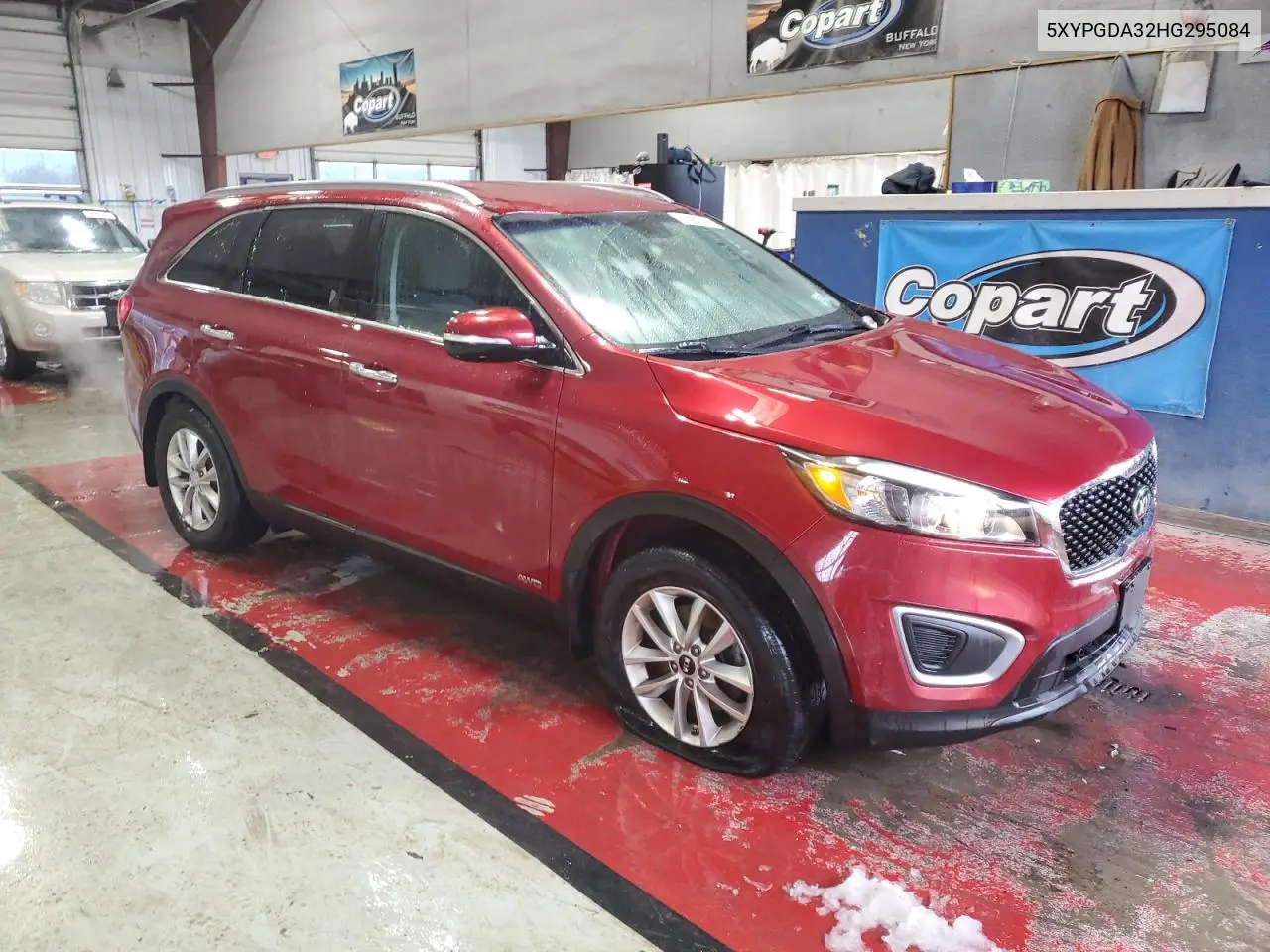 5XYPGDA32HG295084 2017 Kia Sorento Lx