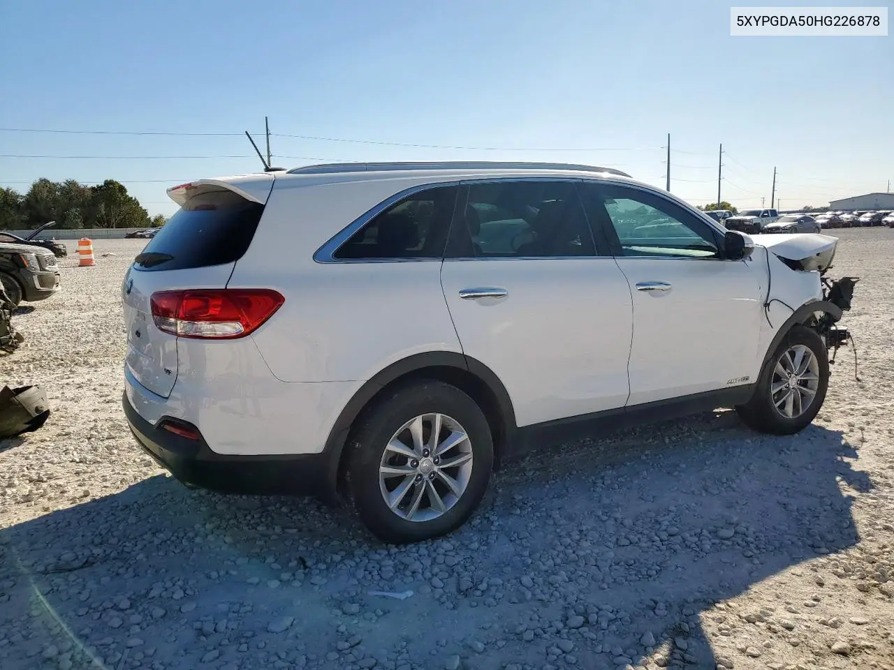 5XYPGDA50HG226878 2017 Kia Sorento Lx