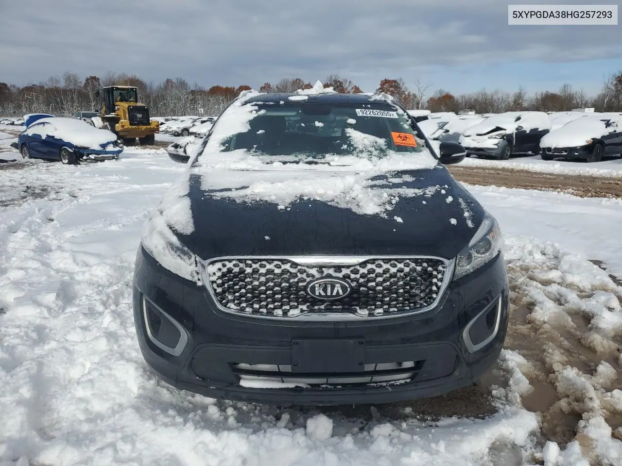 5XYPGDA38HG257293 2017 Kia Sorento Lx