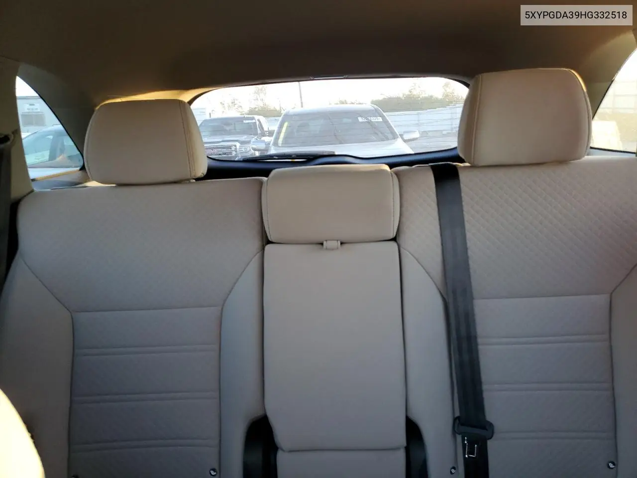 5XYPGDA39HG332518 2017 Kia Sorento Lx