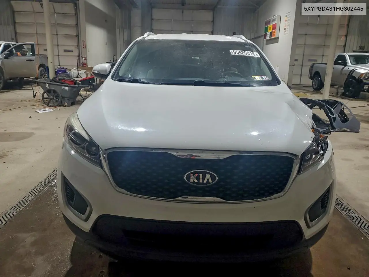 5XYPGDA31HG302445 2017 Kia Sorento Lx