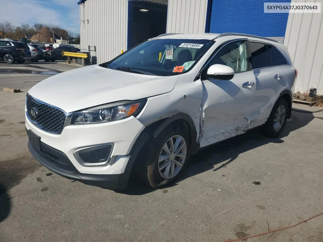 5XYPG4A37JG370643 2018 Kia Sorento Lx