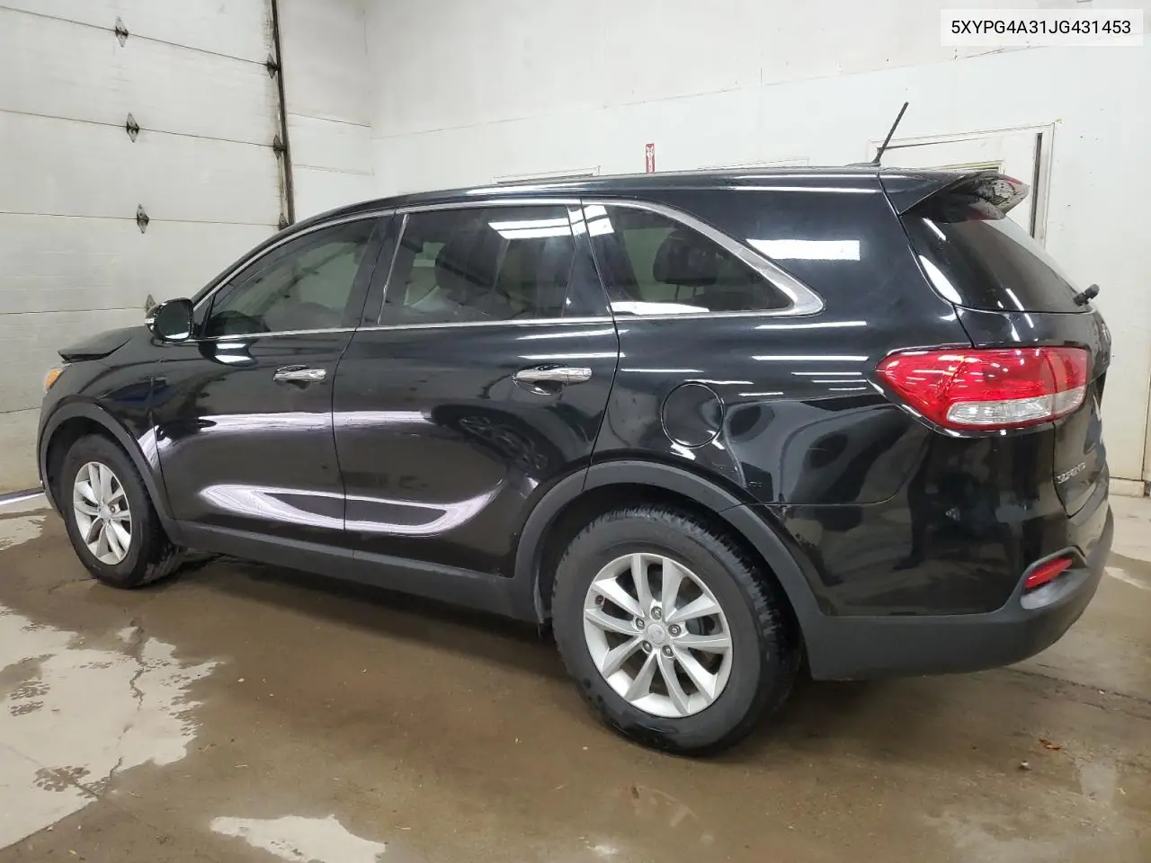 5XYPG4A31JG431453 2018 Kia Sorento Lx
