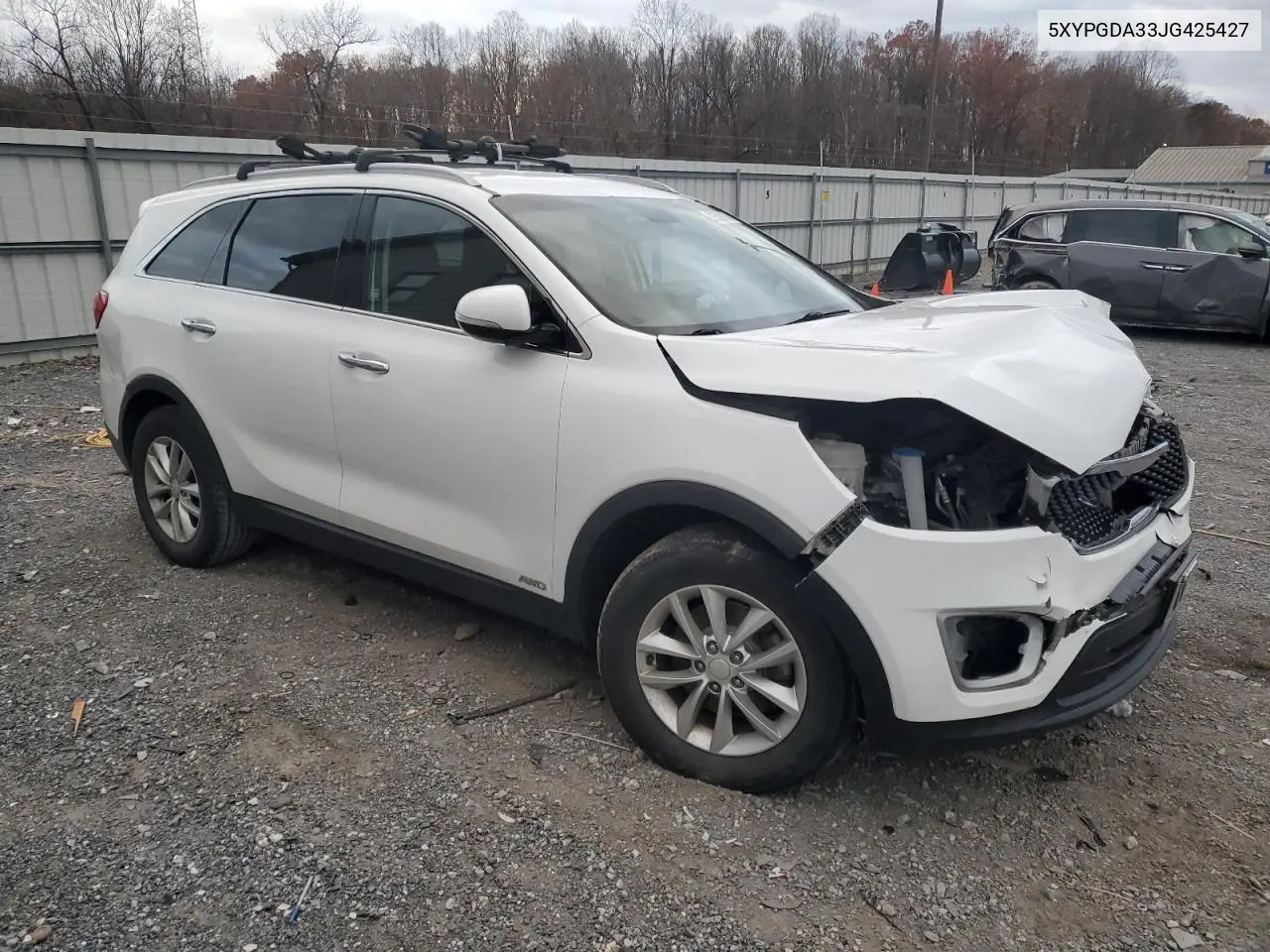5XYPGDA33JG425427 2018 Kia Sorento Lx
