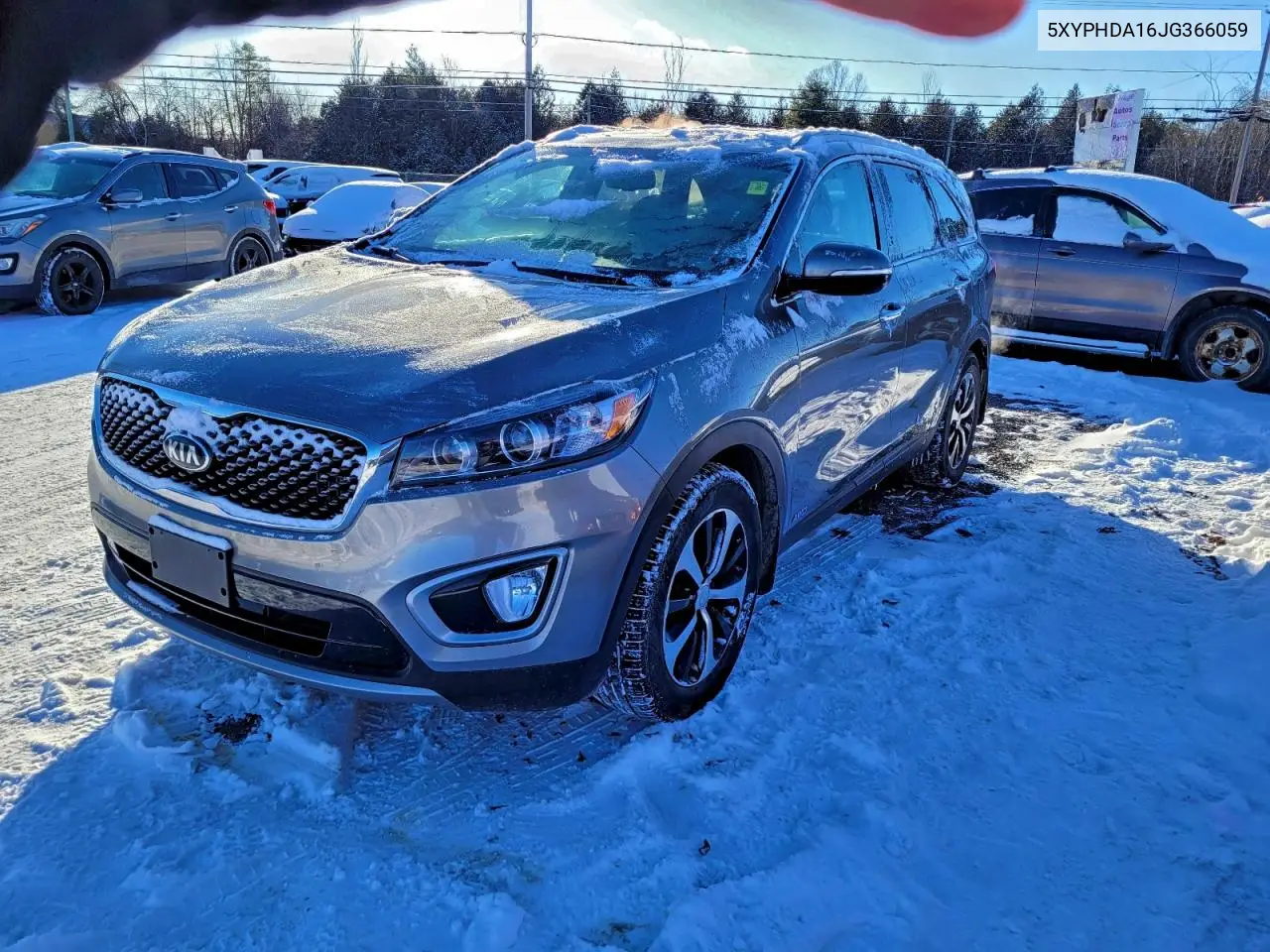 5XYPHDA16JG366059 2018 Kia Sorento Ex