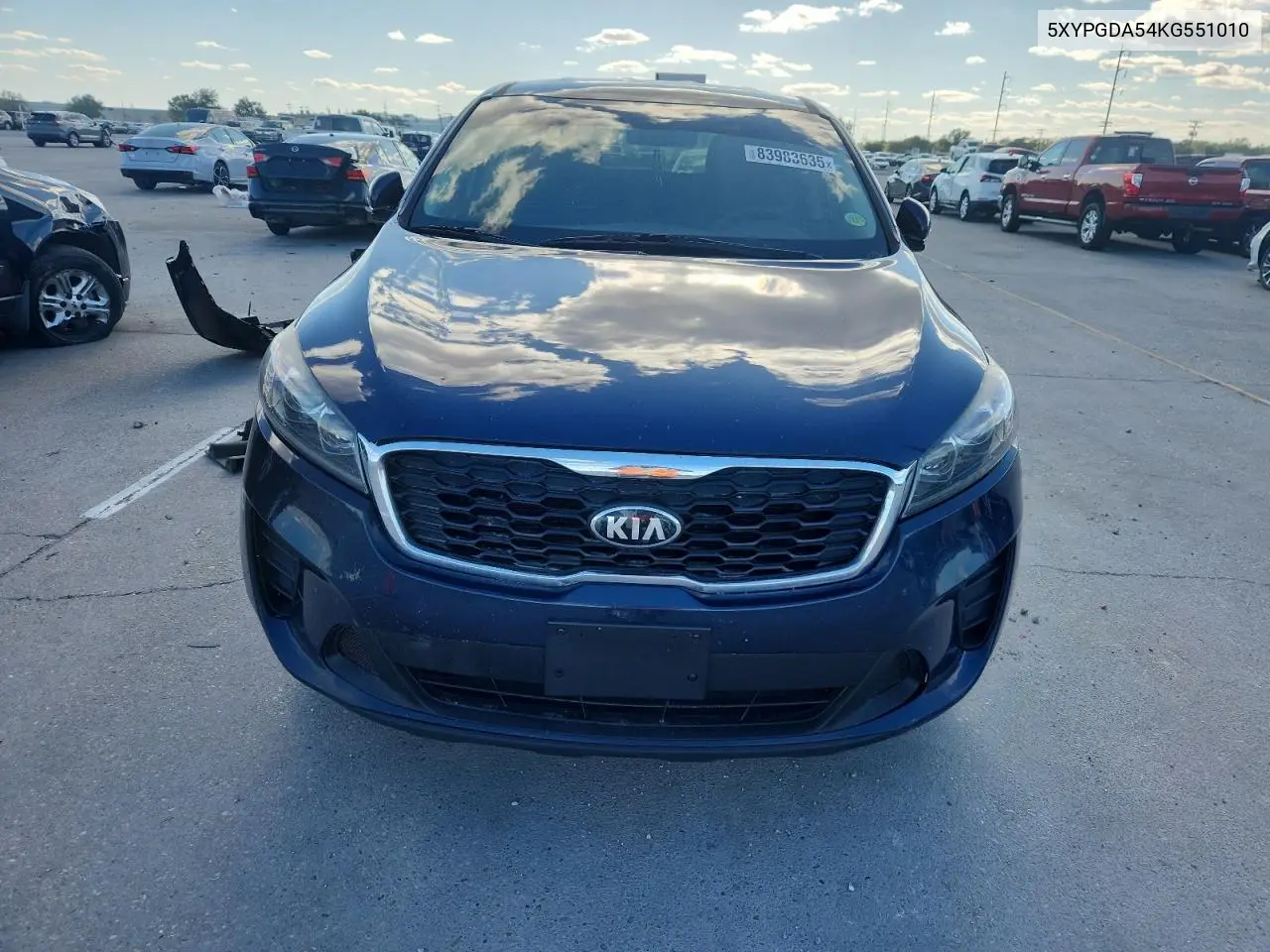 5XYPGDA54KG551010 2019 Kia Sorento Lx