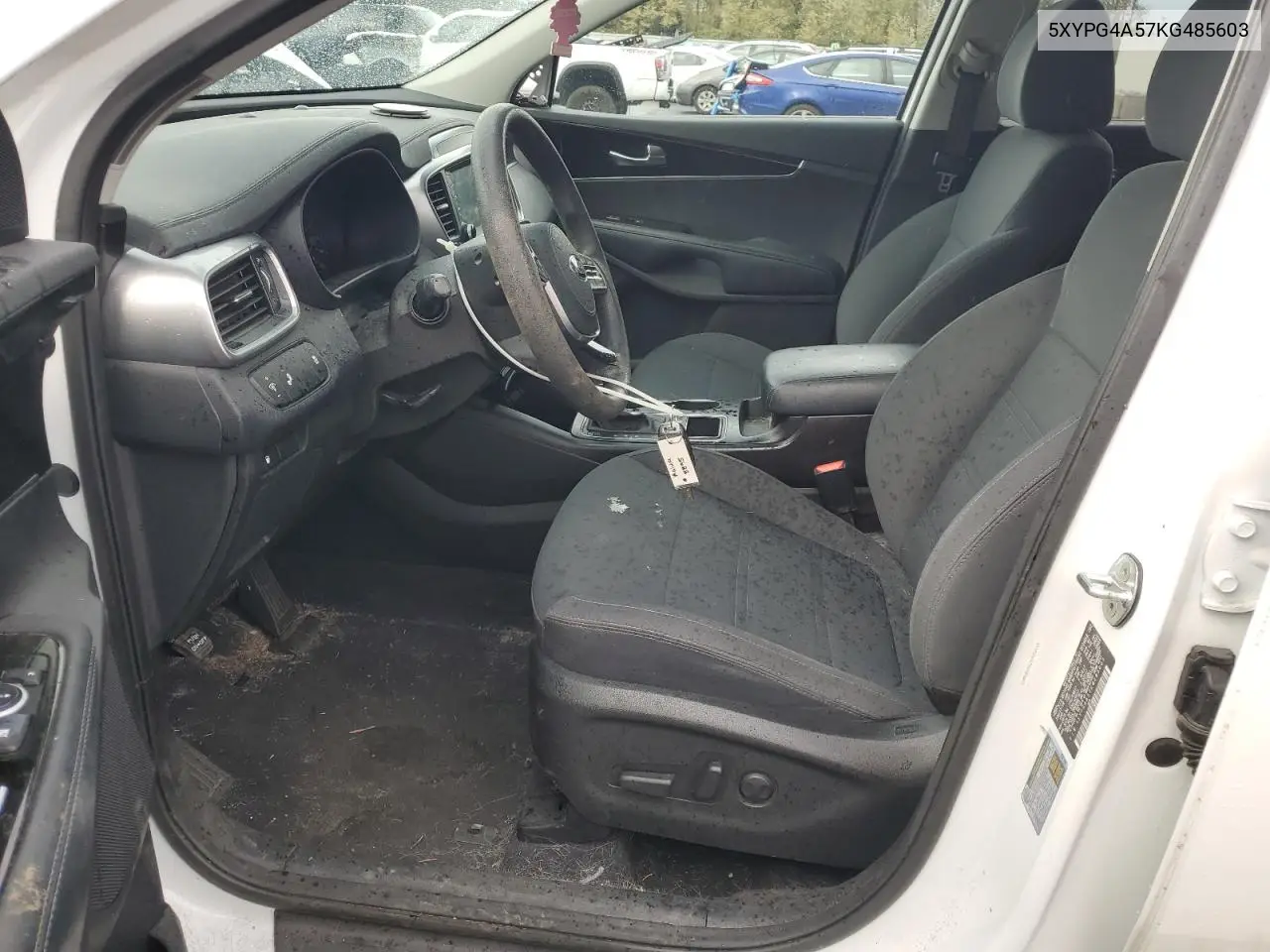 5XYPG4A57KG485603 2019 Kia Sorento Lx