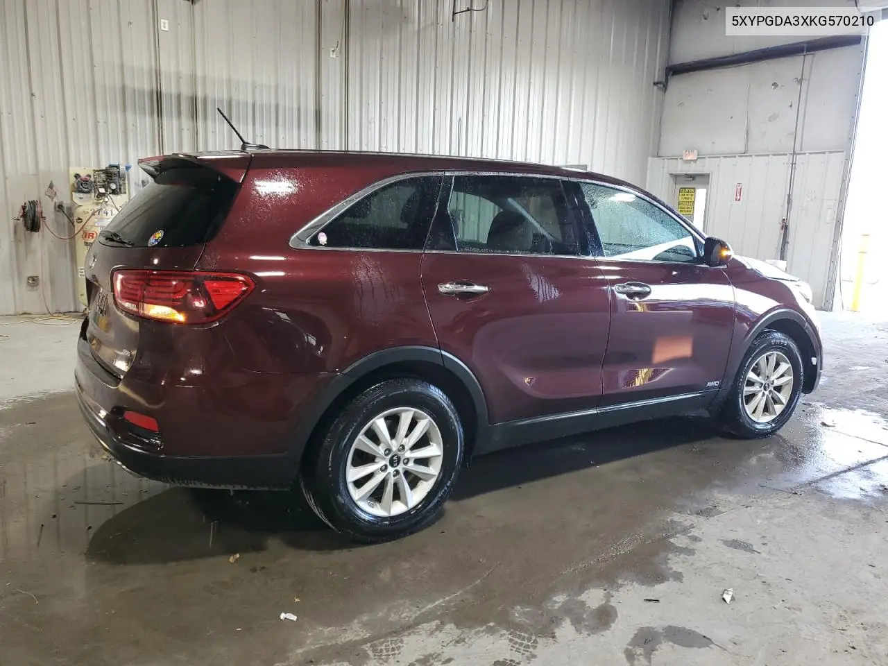 5XYPGDA3XKG570210 2019 Kia Sorento L