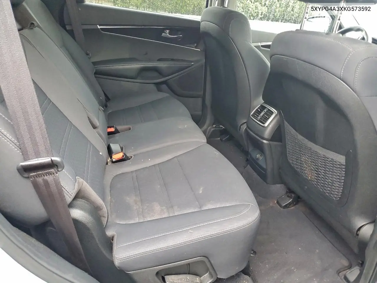5XYPG4A3XKG573592 2019 Kia Sorento L