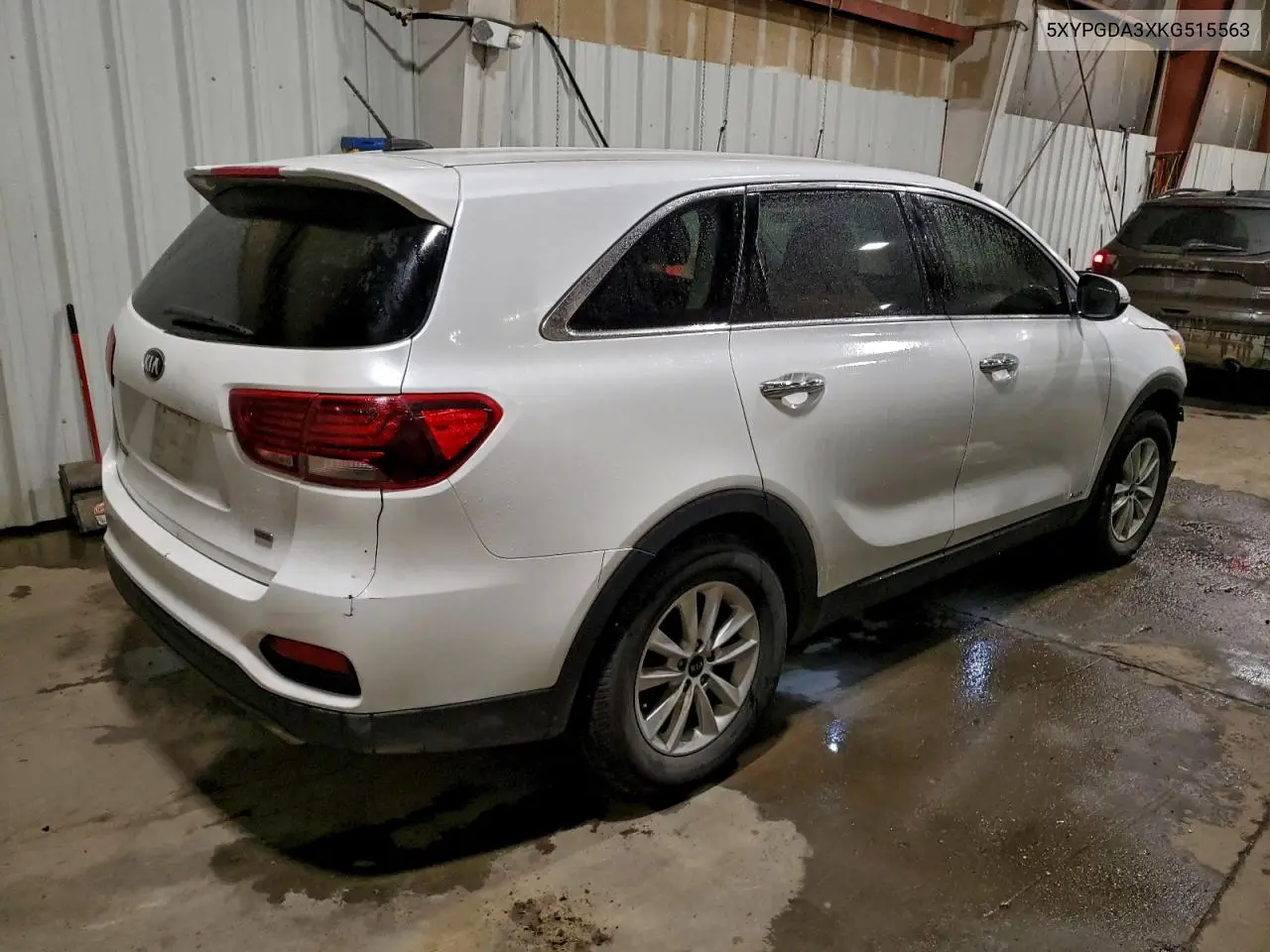 5XYPGDA3XKG515563 2019 Kia Sorento L