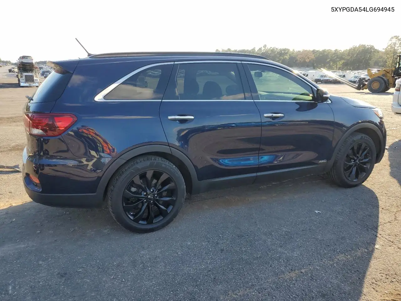5XYPGDA54LG694945 2020 Kia Sorento S