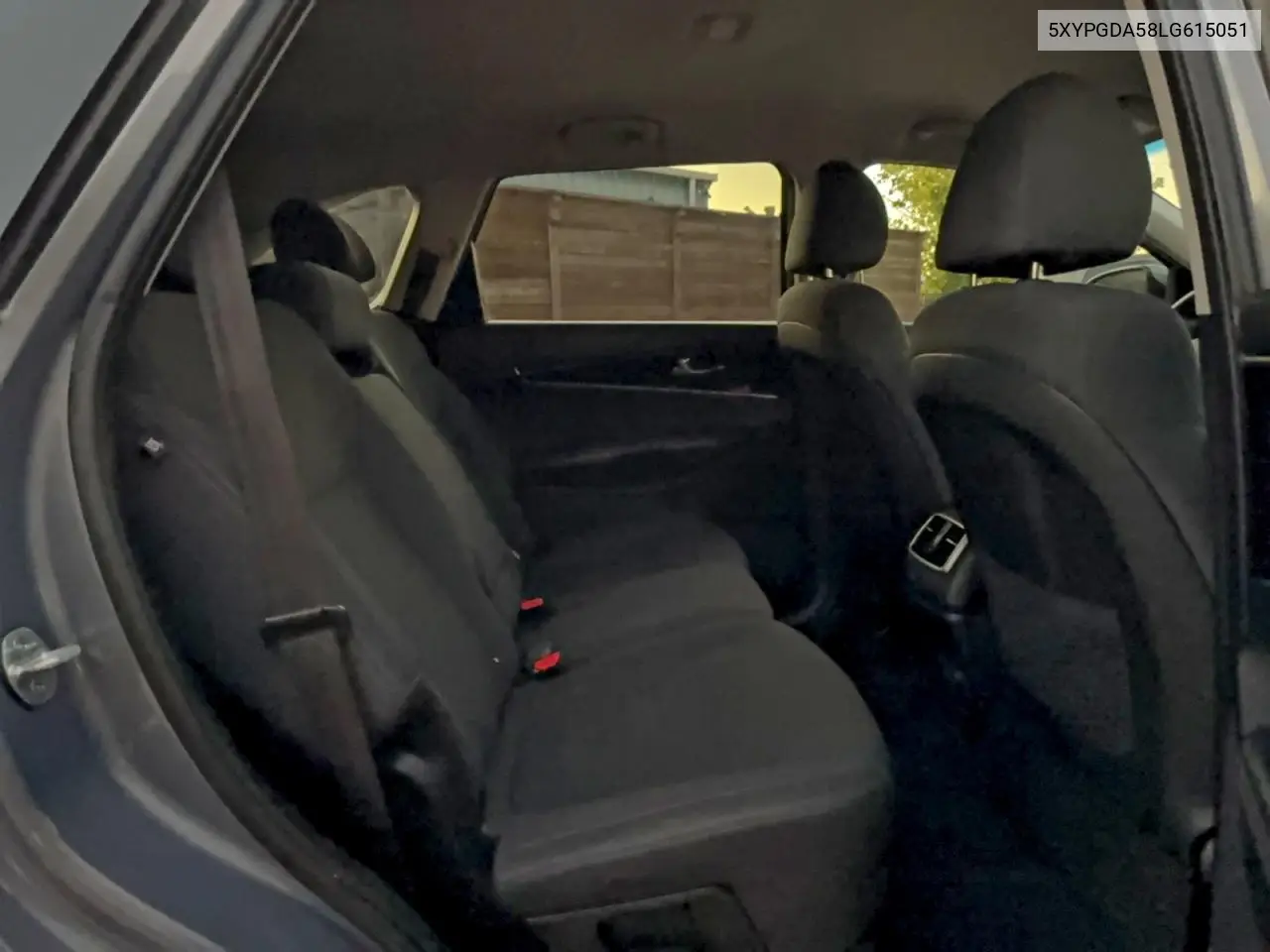5XYPGDA58LG615051 2020 Kia Sorento S