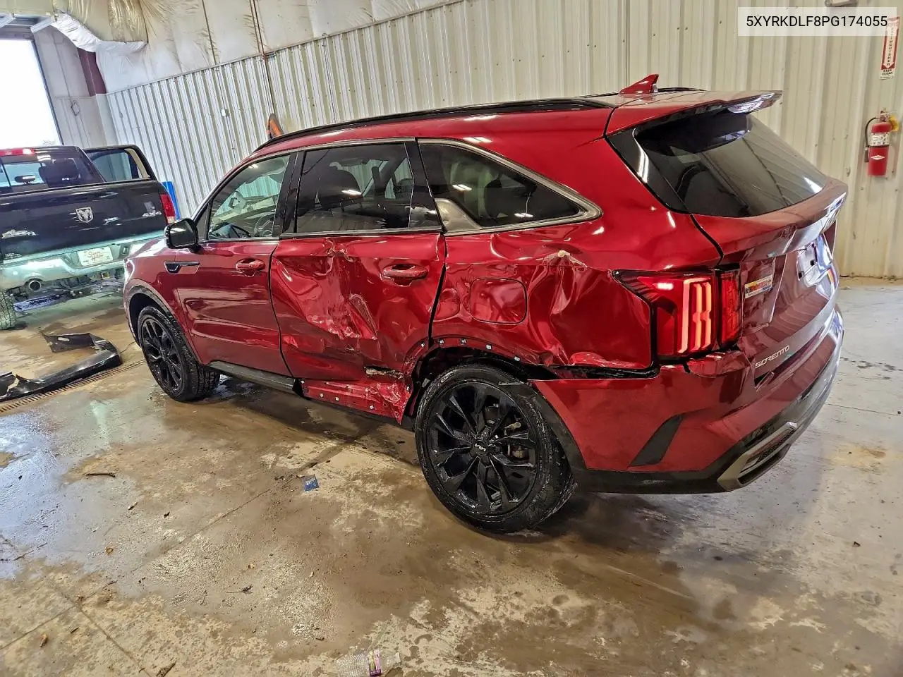 5XYRKDLF8PG174055 2023 Kia Sorento Sx