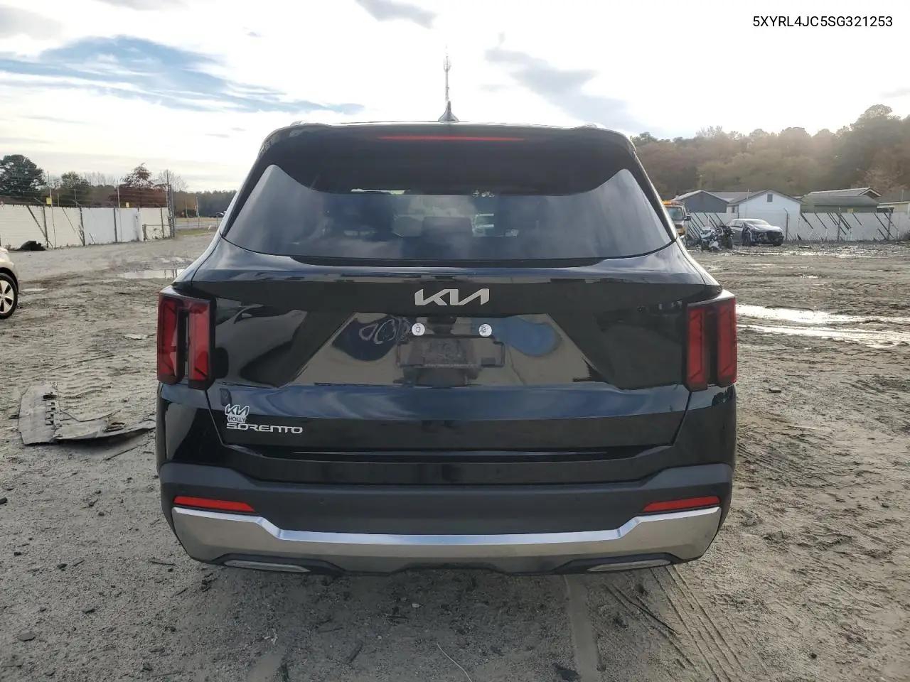 5XYRL4JC5SG321253 2025 Kia Sorento S