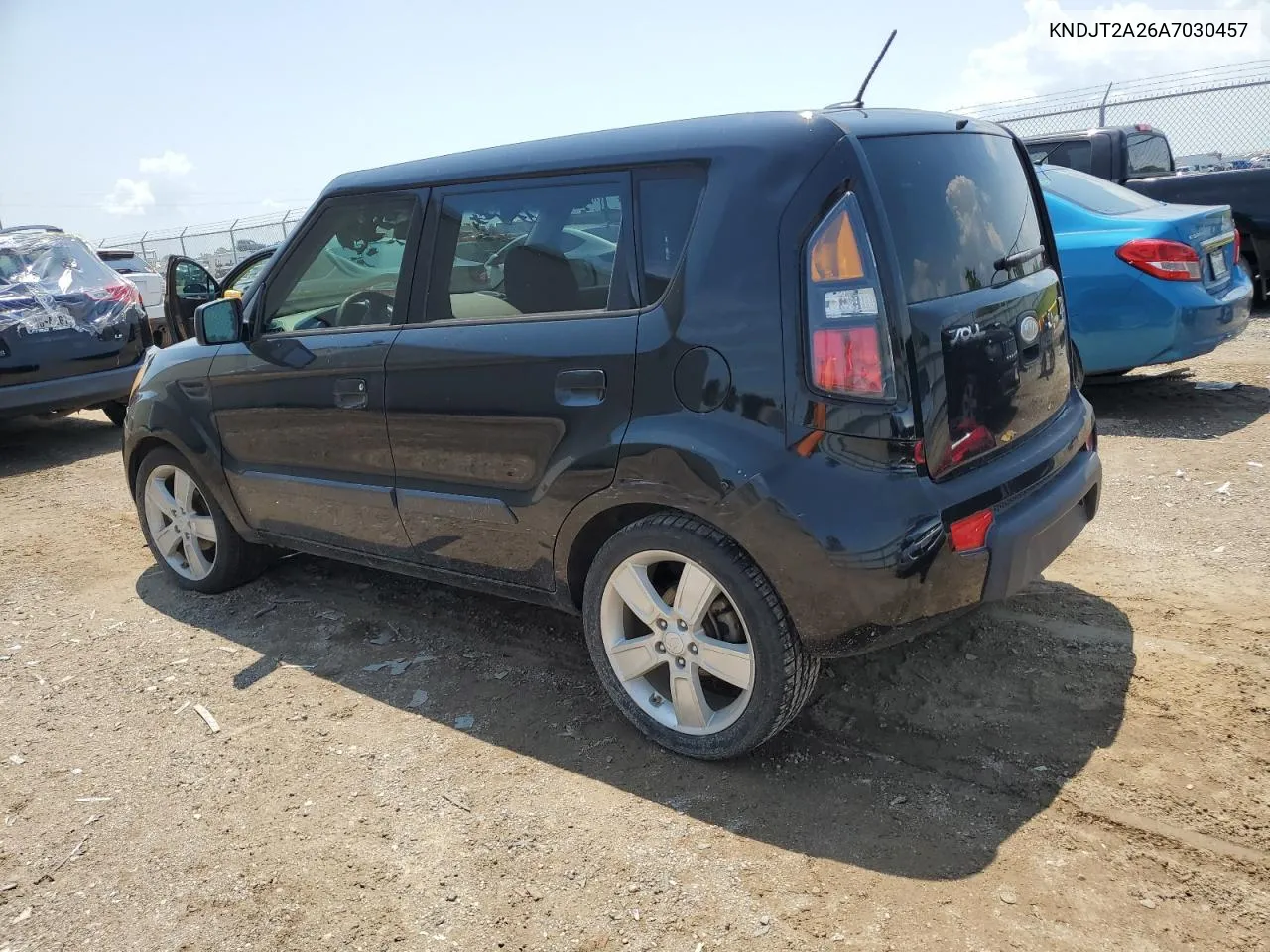 KNDJT2A26A7030457 2010 Kia Soul +