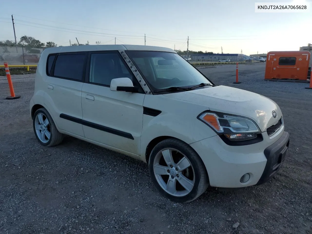 KNDJT2A26A7065628 2010 Kia Soul +