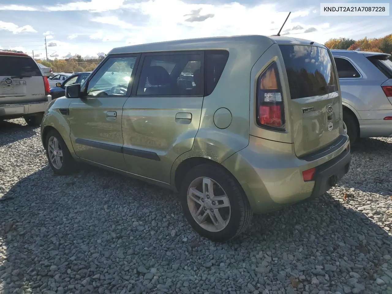 KNDJT2A21A7087228 2010 Kia Soul +