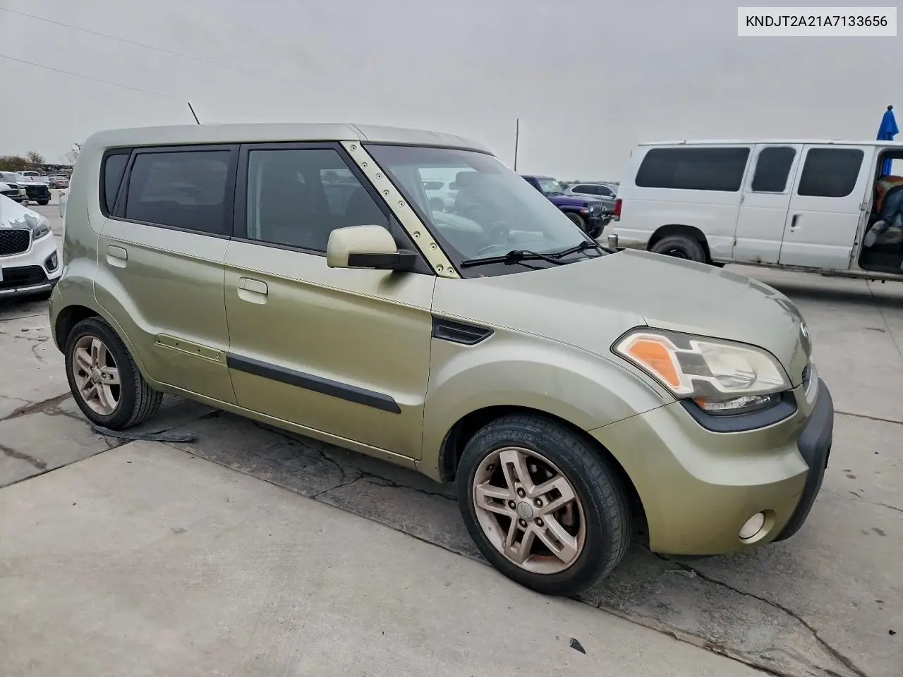 KNDJT2A21A7133656 2010 Kia Soul +