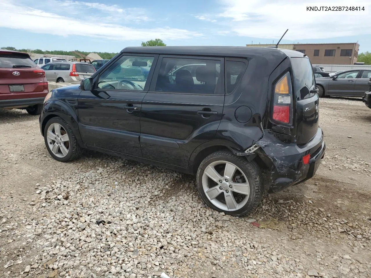 KNDJT2A22B7248414 2011 Kia Soul +