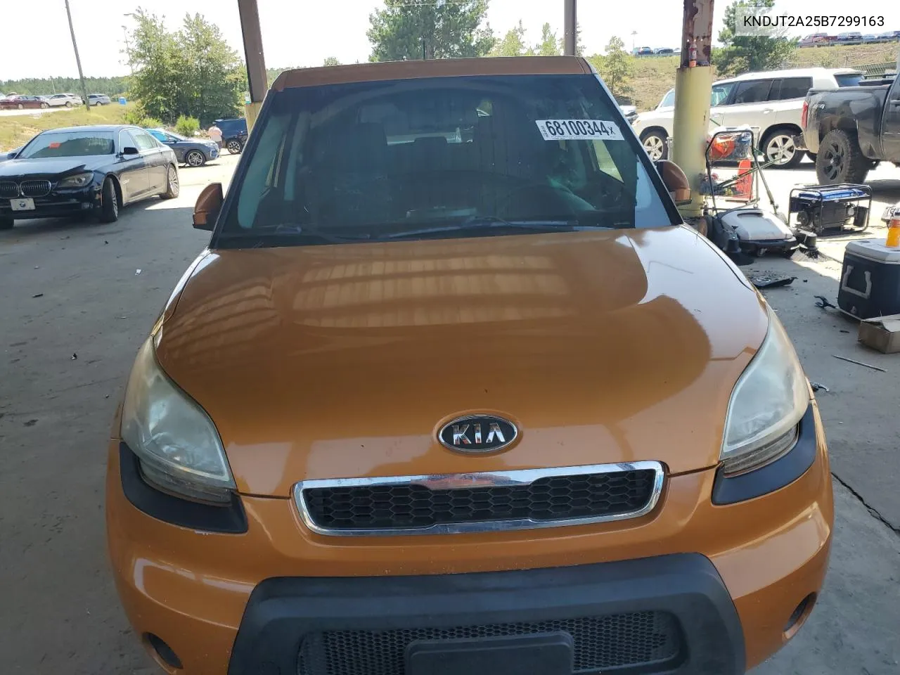 KNDJT2A25B7299163 2011 Kia Soul +