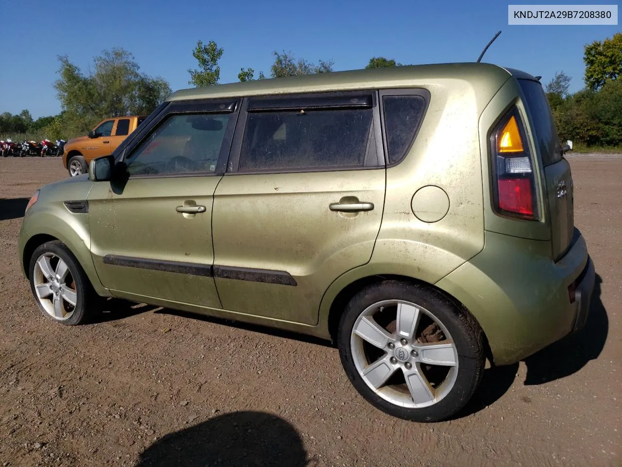 KNDJT2A29B7208380 2011 Kia Soul +