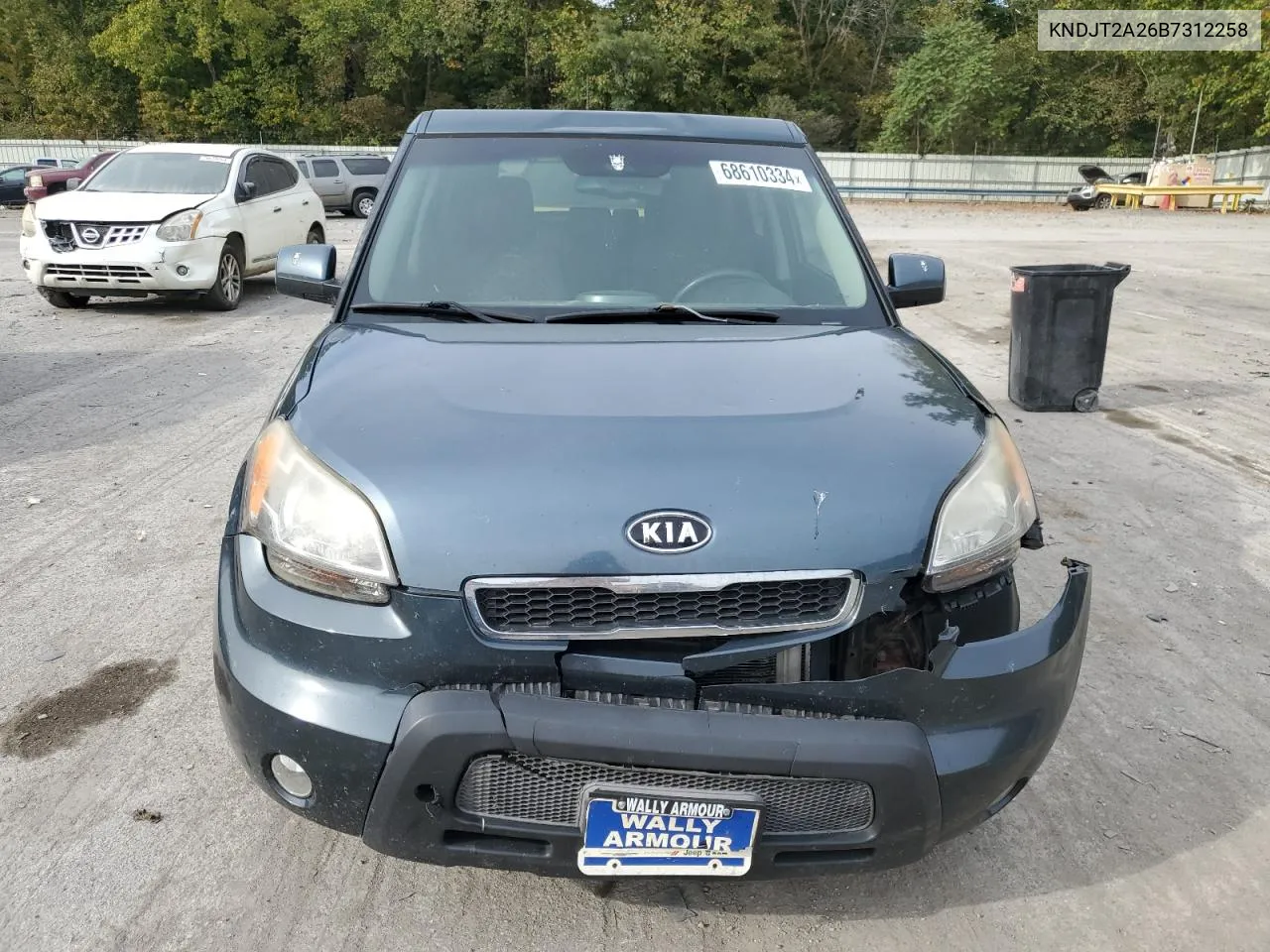 KNDJT2A26B7312258 2011 Kia Soul +