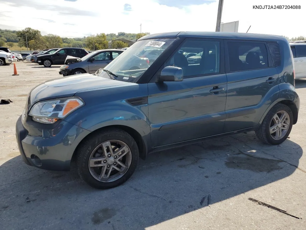 KNDJT2A24B7204088 2011 Kia Soul +