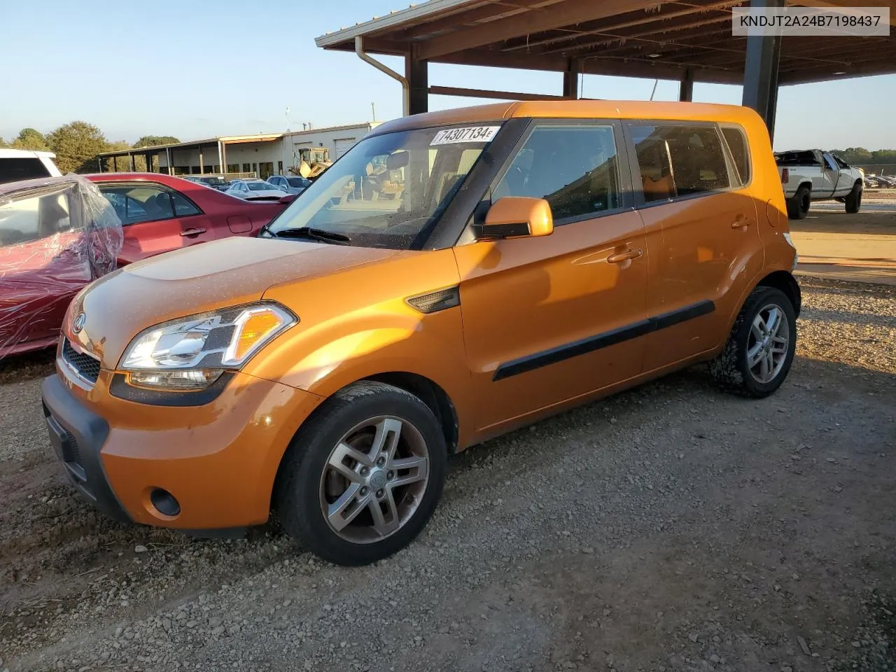 KNDJT2A24B7198437 2011 Kia Soul +