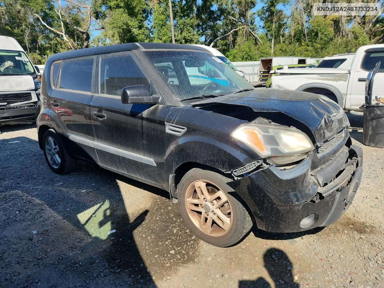 KNDJT2A24B7733234 2011 Kia Soul +