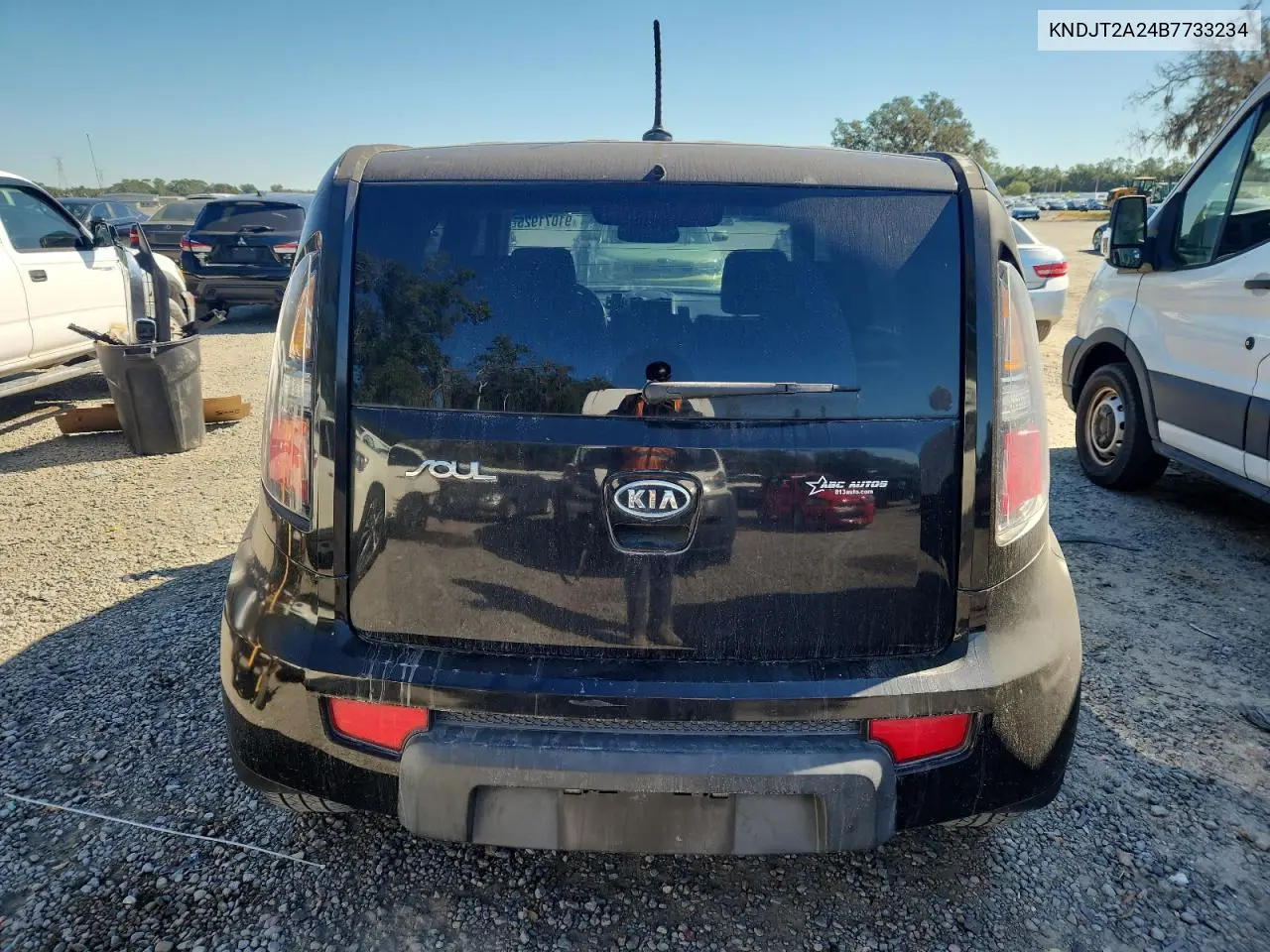 KNDJT2A24B7733234 2011 Kia Soul +